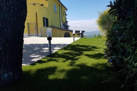 Casa Vacanze Bellavista Анкона Экстерьер фото